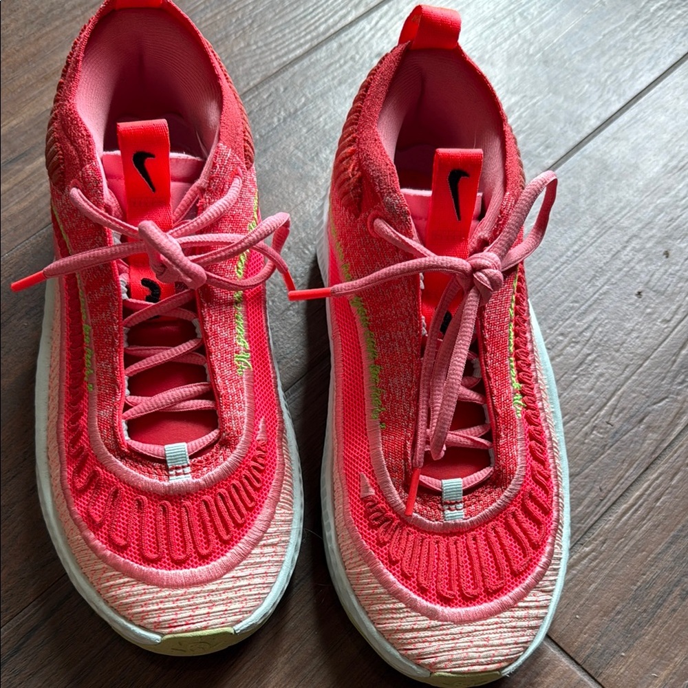 Nike Pink A’Ja Wilson Athletic Shoes Modern Design